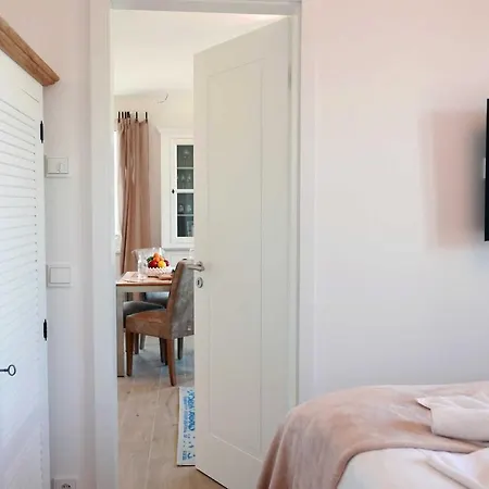 Apartment Ensemble 28 Anke
